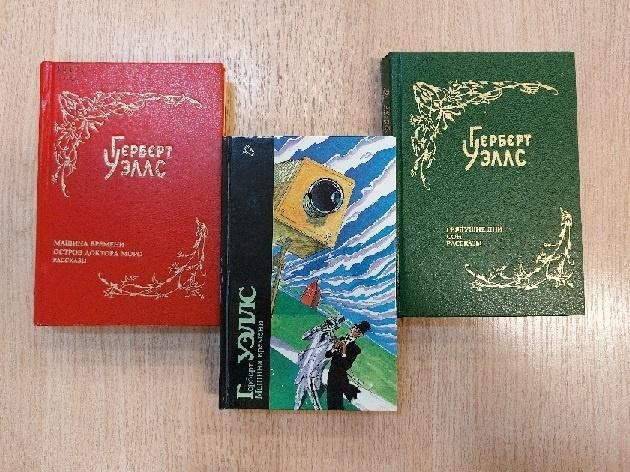 Книжная выставка «Создатель миров и идей»