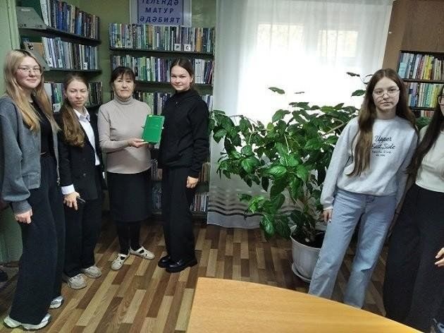 Литературный час «Волшебство весны и поэзии»