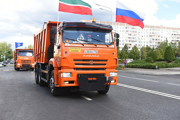 Отремонтированный участок улицы Шамиля Усманова в Челнах открыт
