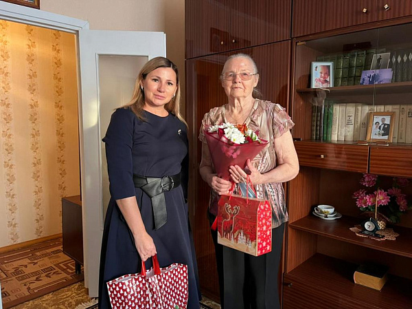 Бөек Ватан сугышы ветераннарын Яңа ел белән котлыйлар