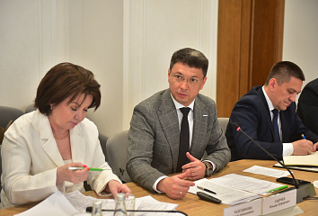 В Набережных Челнах 2 156 школьников осваивают рабочие профессии