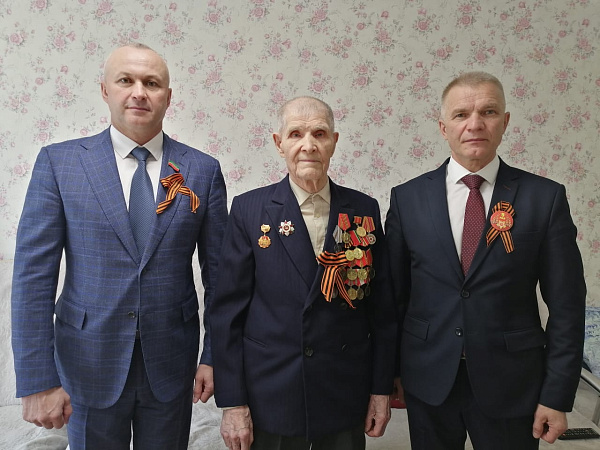 Җиңү көне алдыннан Үзәк районында Бөек Ватан сугышы ветераннарын котладылар