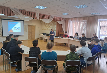 Челнинские подростки посетили встречу «Мужество. Доблесть и честь»