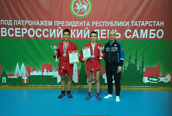 Челнинские самбисты завоевали медали на соревнованиях