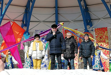 Челнинцы отметили Масленицу