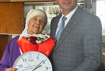 В Челнах поздравили ветеранов войны с 95-летним юбилеем