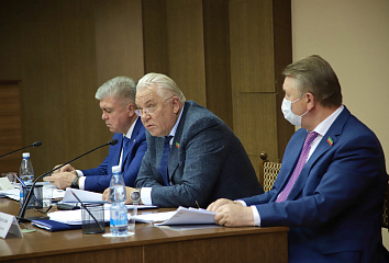 Депутаты Госсовета РТ подготовили обращение в Госдуму об ограничении деструктивной информации в Интернете