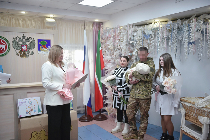 В семье челнинского военнослужащего родилась дочь