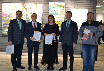 В картинной галерее состоялось открытие конкурсной выставки «Художник года-2020»
