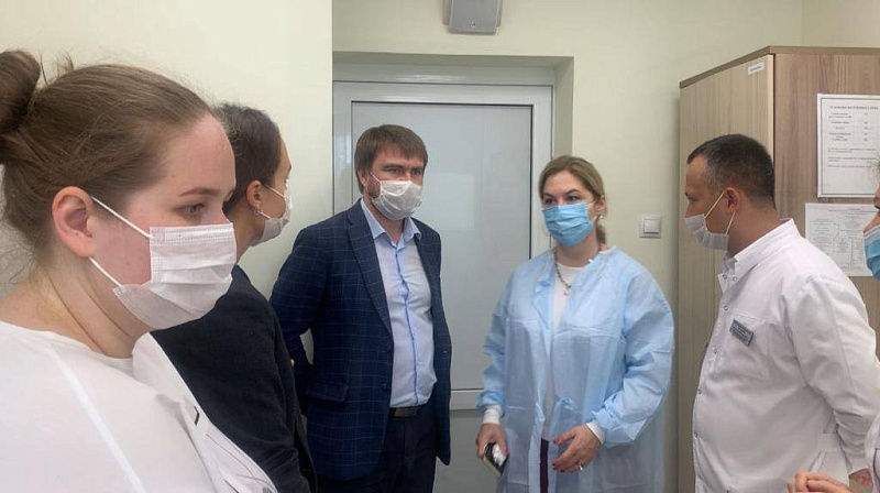Челнинскую поликлинику посетили эксперты из Санкт-Петербурга