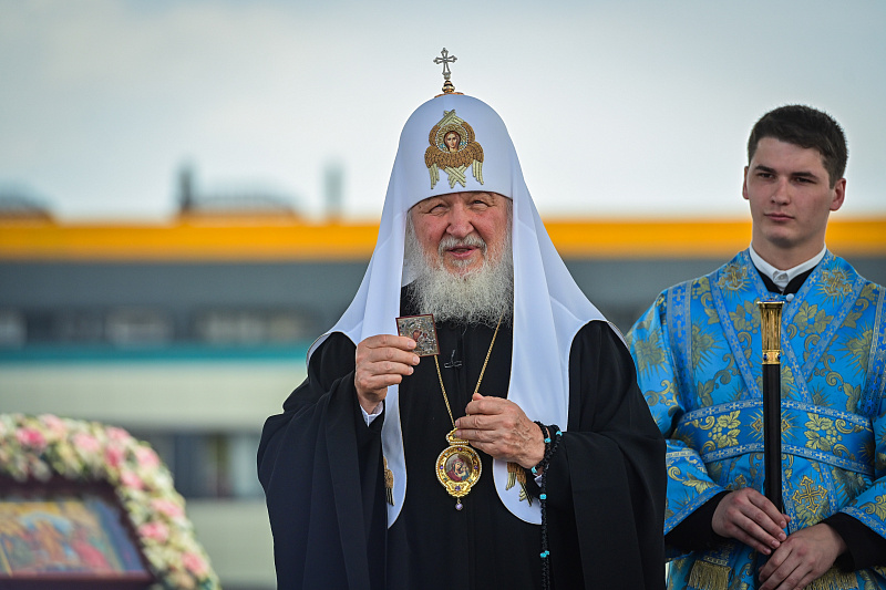 Патриарх Кирилл в Набережных Челнах заложил камень в строительство кафедрального собора