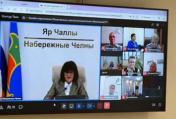 В Набережных Челнах на 15 часов явка превысила 45 процентов