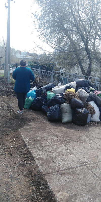 Челнинцы привели в порядок городские кладбища