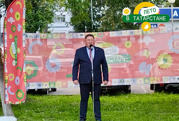 В Набережных Челнах продолжаются праздники двора