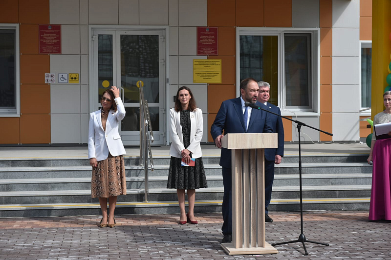 В Набережных Челнах открыли новый детский сад "Сандугач"