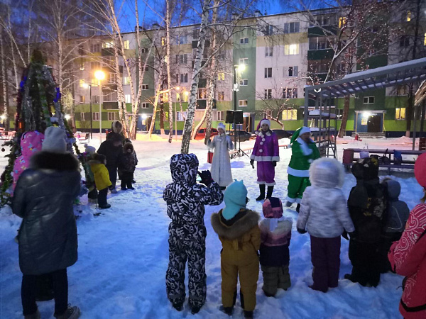 Новогодние мероприятия прошли для жителей округа «Гренада»