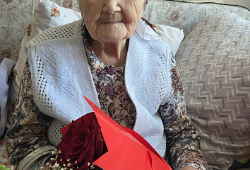 Ветеран Великой Отечественной Хазяр Загитова отметила 99-летие