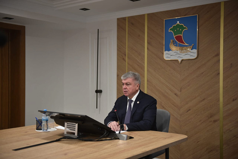 До Нового года осталось 20 дней