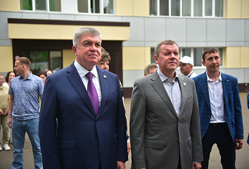 Наиль Магдеев посетил обновленный высокотехнологичный мельничный комплекс «Челны-Хлеба»