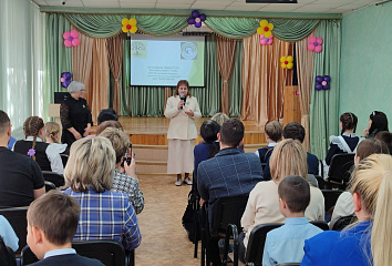 В Челнах наградили победителей конкурса «Моя родословная»