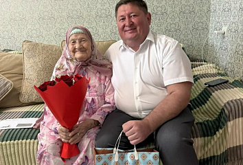 В Набережных Челнах ветеран отпраздновала 102-й день рождения