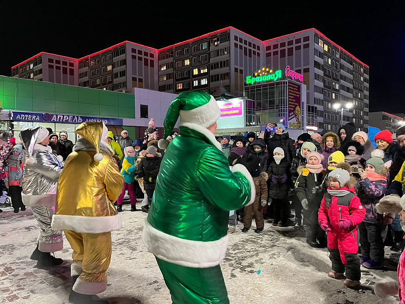 В Набережных Челнах «Новогодний переполох»