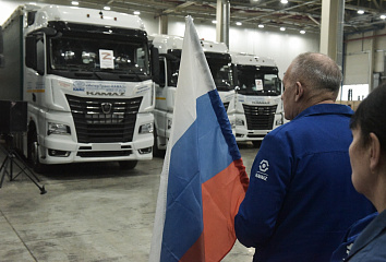 Из Набережных Челнов отправили 60 тонн помощи Лисичанску