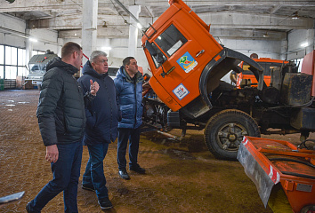 Наиль Магдеев оценил подготовку к цветочному сезону