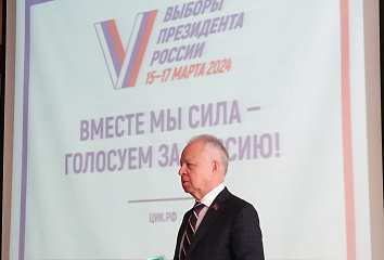 Депутаты провели парламентские уроки