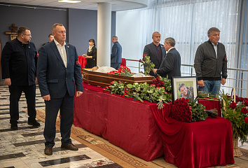 В Челнах простились с Валерием Макаровым