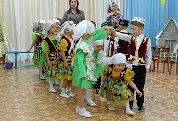 Юные челнинцы изучают татарскую культуру