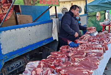 13 районов республики представили свою продукцию на ярмарке в автограде
