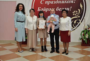 В Челнах обладателями материнского капитала стали еще 18 семей