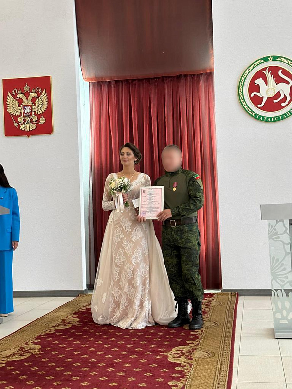 Челнинский военнослужащий сыграл свадьбу