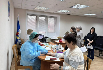 В Центральном районе состоялась благотворительная акция по сдаче крови