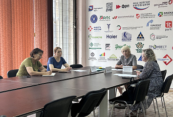 В Набережных Челнах работодателям рекомендовали поднять зарплаты до уровня потребительского бюджета