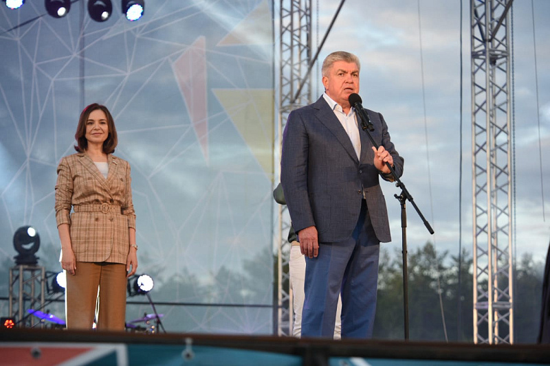 В Челнах торжественно открыли День молодежи – 2022