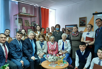 Юные тимуровцы Набережных Челнов встретились с ветеранами Великой Отечественной войны